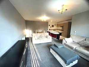 Living area / kitchen- click for photo gallery